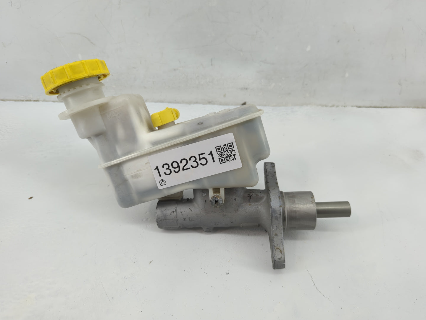 2013-2016 Dodge Dart Brake Master Cylinder - Oemusedautoparts1.com