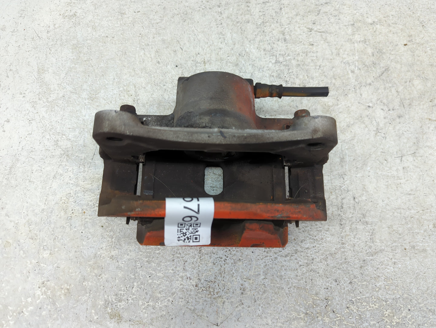 2013-2015 Dodge Dart Front Driver Left Brake Caliper 1398576 - Oemusedautoparts1.com