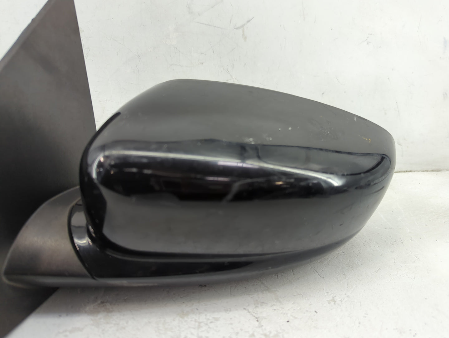 2013-2016 Dodge Dart Driver Side View Mirror - Left Door Mirror OEM Used - Oemusedautoparts1.com