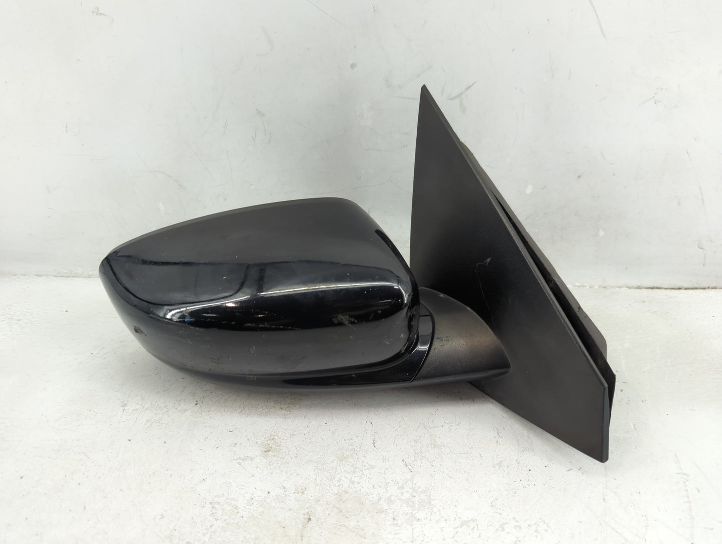 2013-2016 Dodge Dart Passenger Side View Mirror - Right Door Mirror OEM Used - Oemusedautoparts1.com