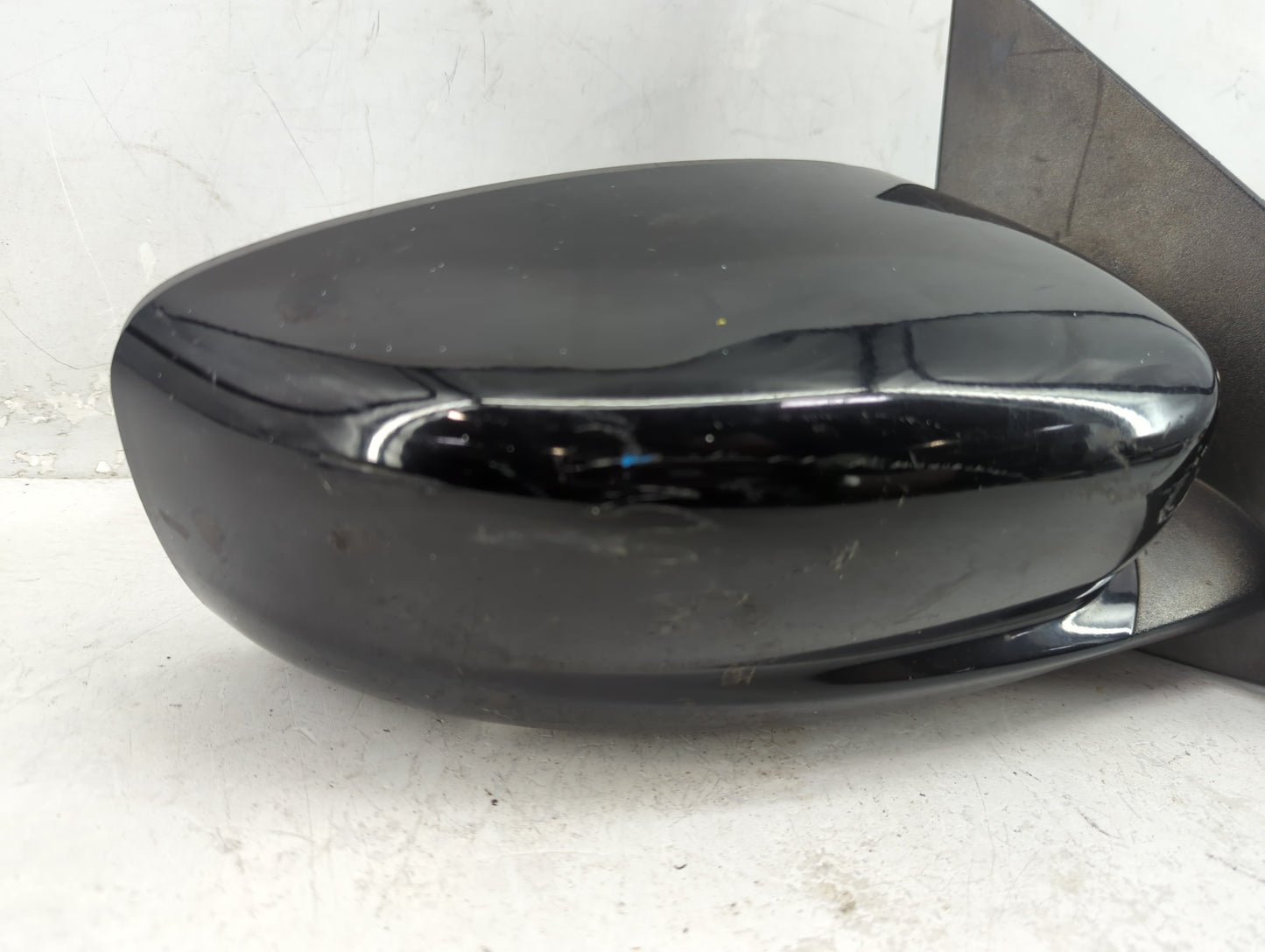 2013-2016 Dodge Dart Passenger Side View Mirror - Right Door Mirror OEM Used - Oemusedautoparts1.com