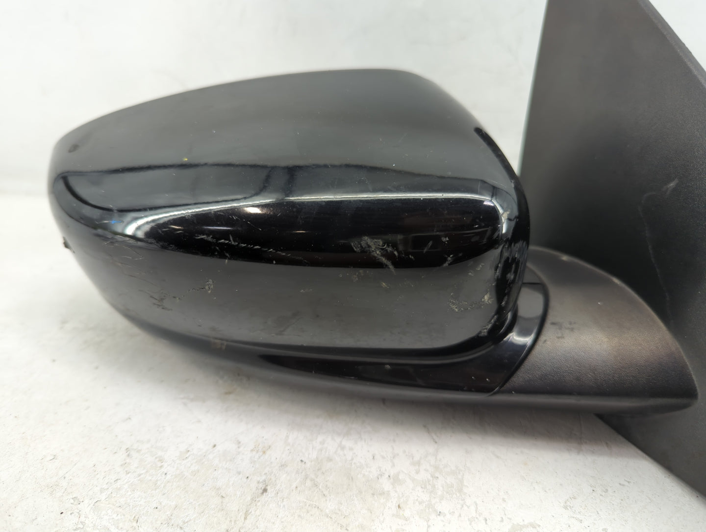 2013-2016 Dodge Dart Passenger Side View Mirror - Right Door Mirror OEM Used - Oemusedautoparts1.com