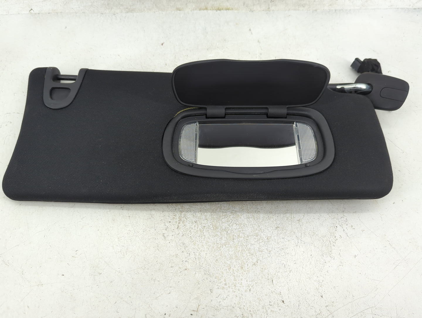 2013-2014 Dodge Dart Sun Visor Shade Replacement Passenger Right Mirror Fits Fits 2013 2014 OEM Used Auto Parts - Oemusedaut