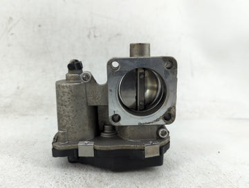 2013-2016 Dodge Dart Throttle Body P/N:04892945AA Fits Fits 2013 2014 2015 2016 2017 OEM Used Auto Parts