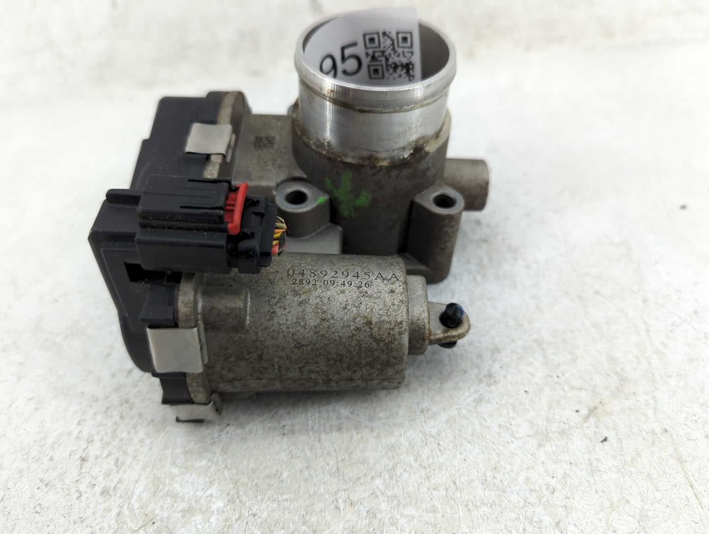 2013-2016 Dodge Dart Throttle Body P/N:04892945AA Fits Fits 2013 2014 2015 2016 2017 OEM Used Auto Parts - Oemusedautoparts1