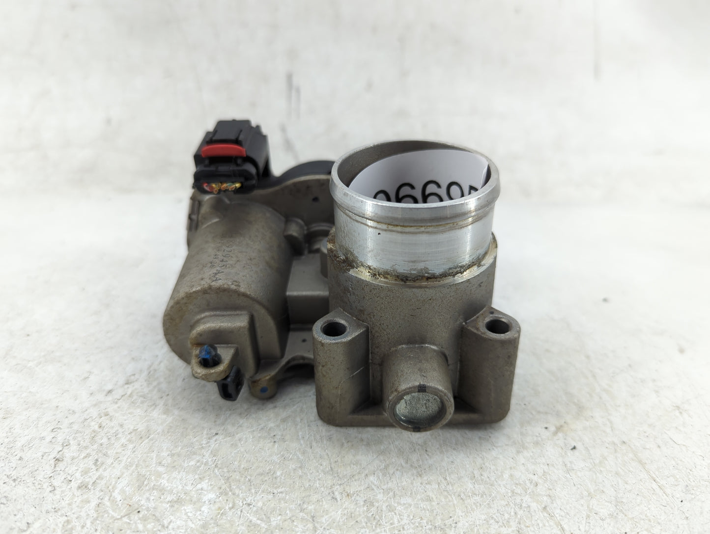 2013-2016 Dodge Dart Throttle Body P/N:04892945AA Fits Fits 2013 2014 2015 2016 2017 OEM Used Auto Parts - Oemusedautoparts1