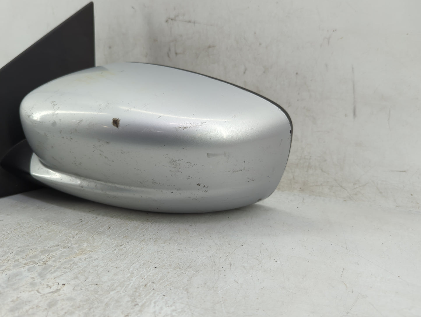 2013-2016 Dodge Dart Driver Side View Mirror - Left Door Mirror OEM Used - Oemusedautoparts1.com