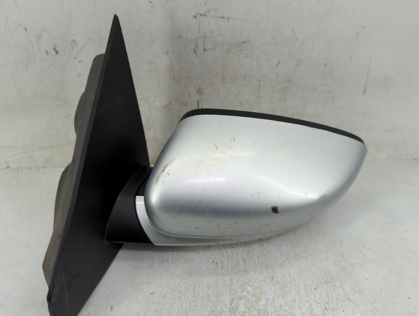 2013-2016 Dodge Dart Driver Side View Mirror - Left Door Mirror OEM Used - Oemusedautoparts1.com