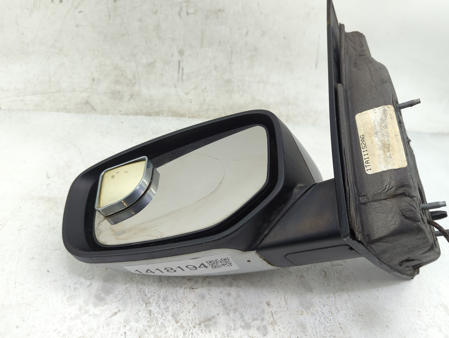 2013-2016 Dodge Dart Driver Side View Mirror - Left Door Mirror OEM Used - Oemusedautoparts1.com