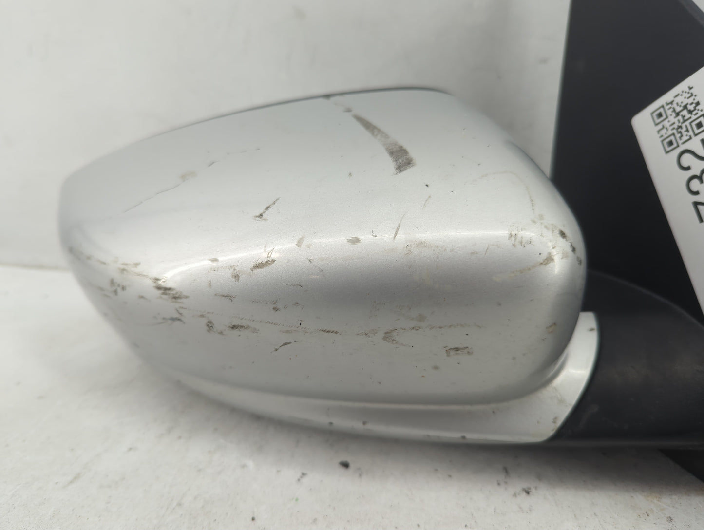 2013-2016 Dodge Dart Passenger Side View Mirror - Right Door Mirror OEM Used - Oemusedautoparts1.com