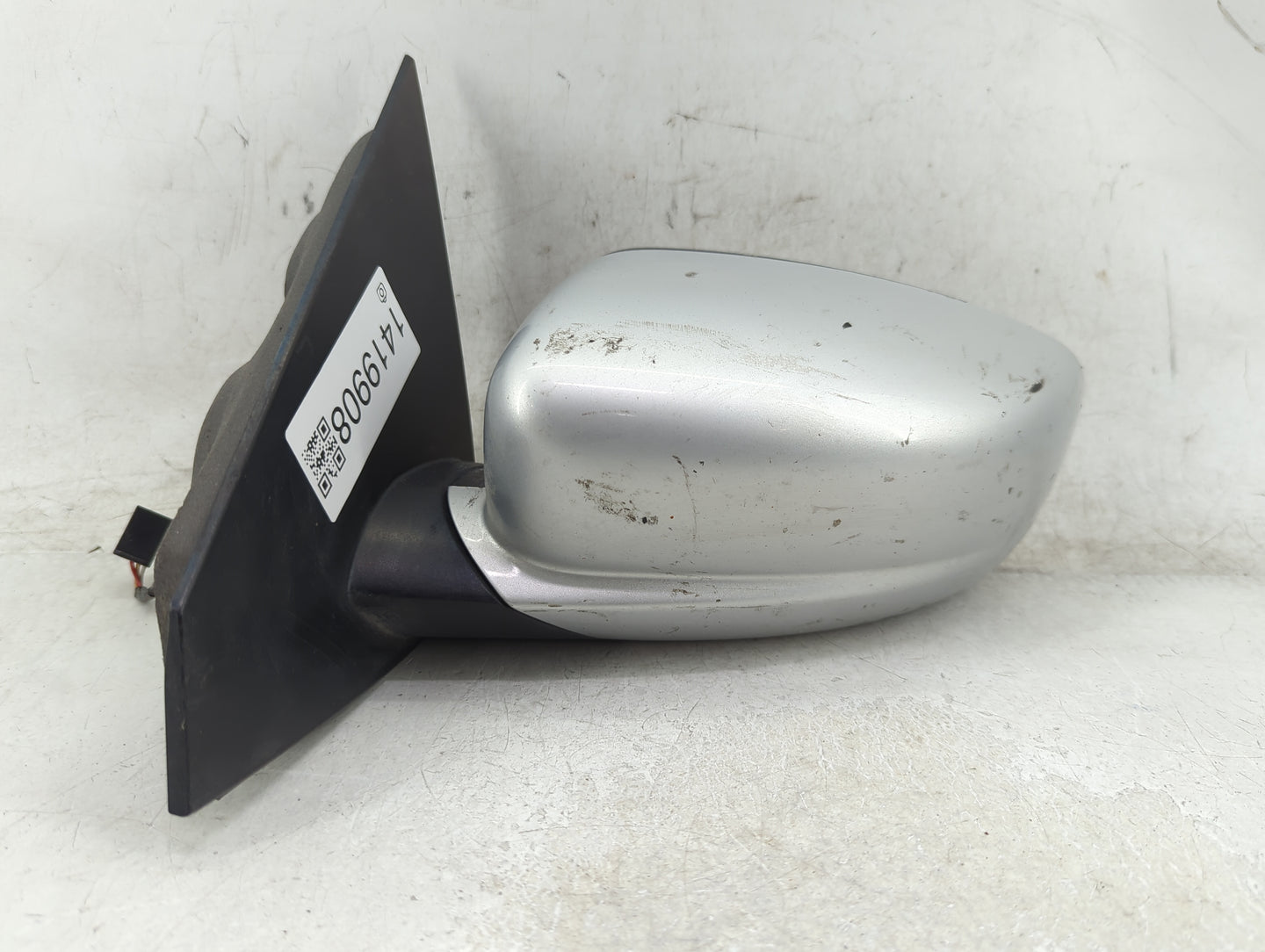 2013-2016 Dodge Dart Driver Side View Mirror - Left Door Mirror OEM Used - Oemusedautoparts1.com
