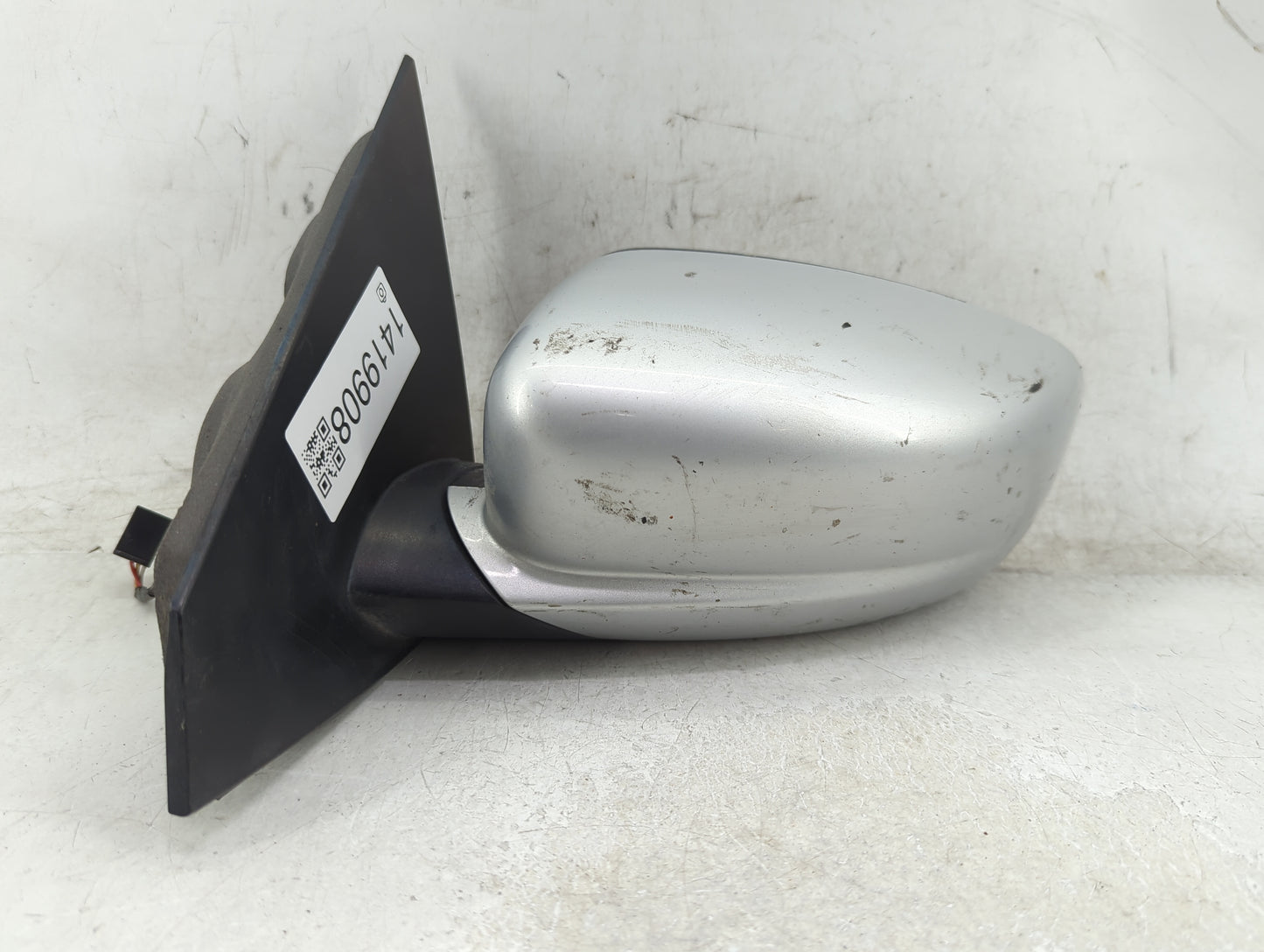 2013-2016 Dodge Dart Driver Side View Mirror - Left Door Mirror OEM Used - Oemusedautoparts1.com