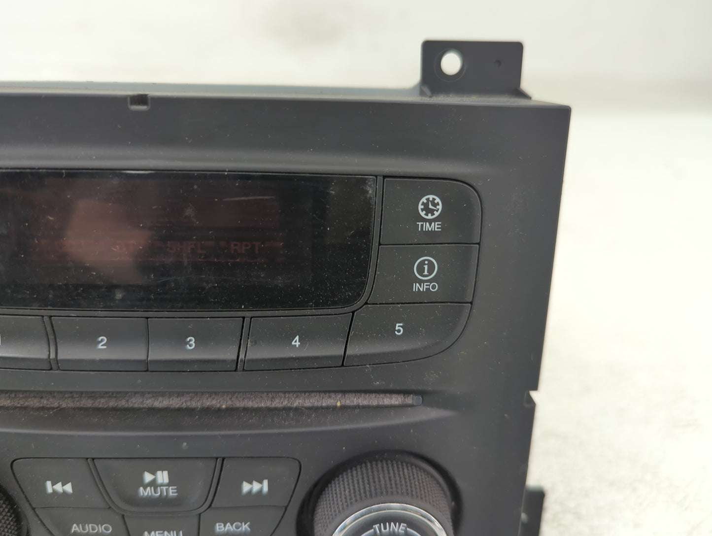 2013-2014 Dodge Dart Radio AM FM Cd Player Receiver Replacement P/N:04692355AG 04692355AF Fits Fits 2013 2014 OEM Used Auto 
