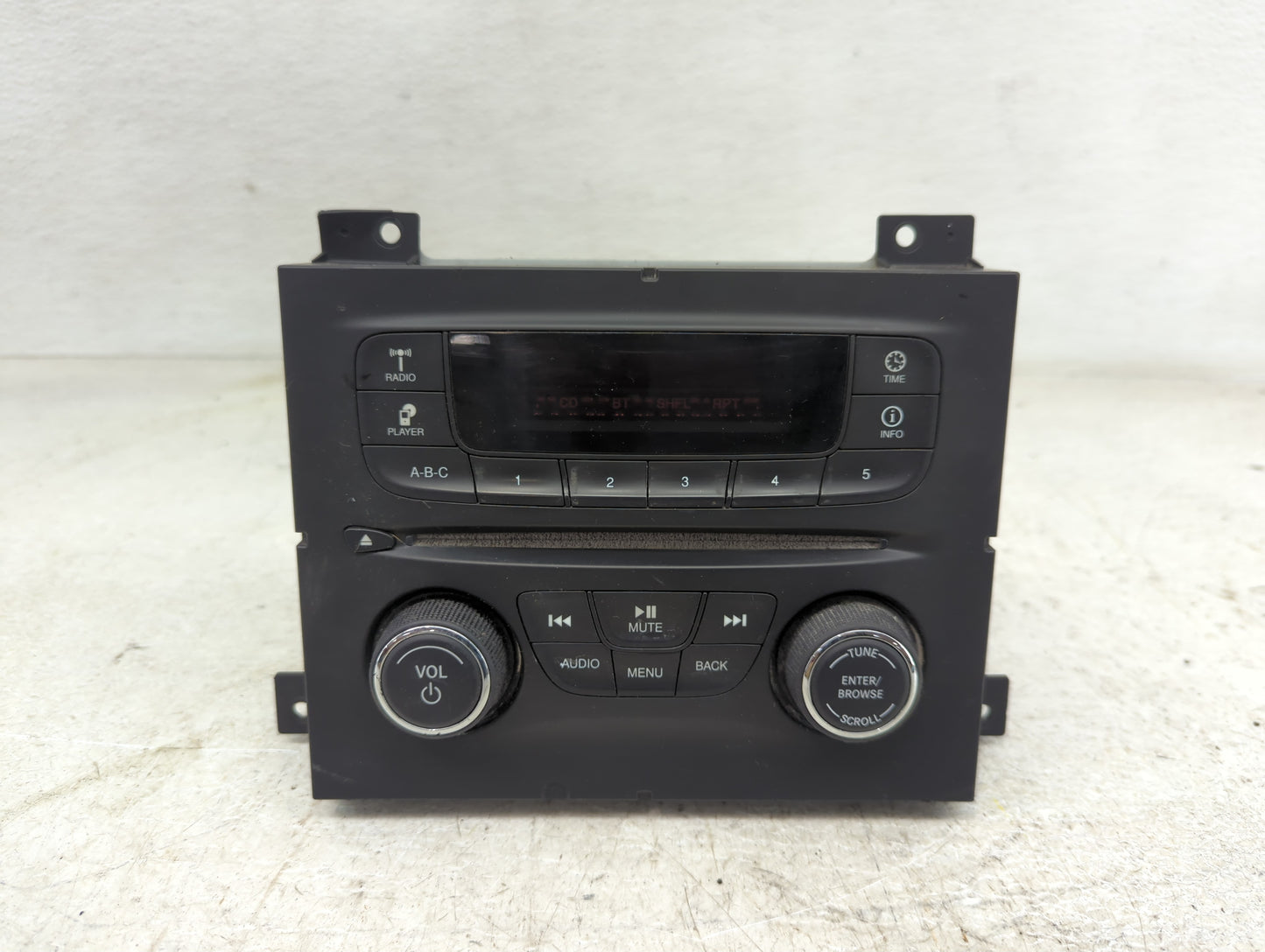 2013-2014 Dodge Dart Radio AM FM Cd Player Receiver Replacement P/N:04692355AF Fits Fits 2013 2014 OEM Used Auto Parts - Oem