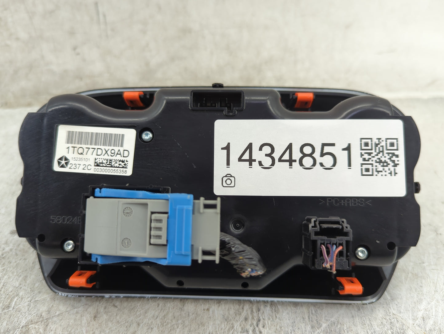 2013-2016 Dodge Dart Climate Control Module Temperature AC/Heater Replacement P/N:1TQ77DX9AD 15235101 Fits OEM Used Auto Par