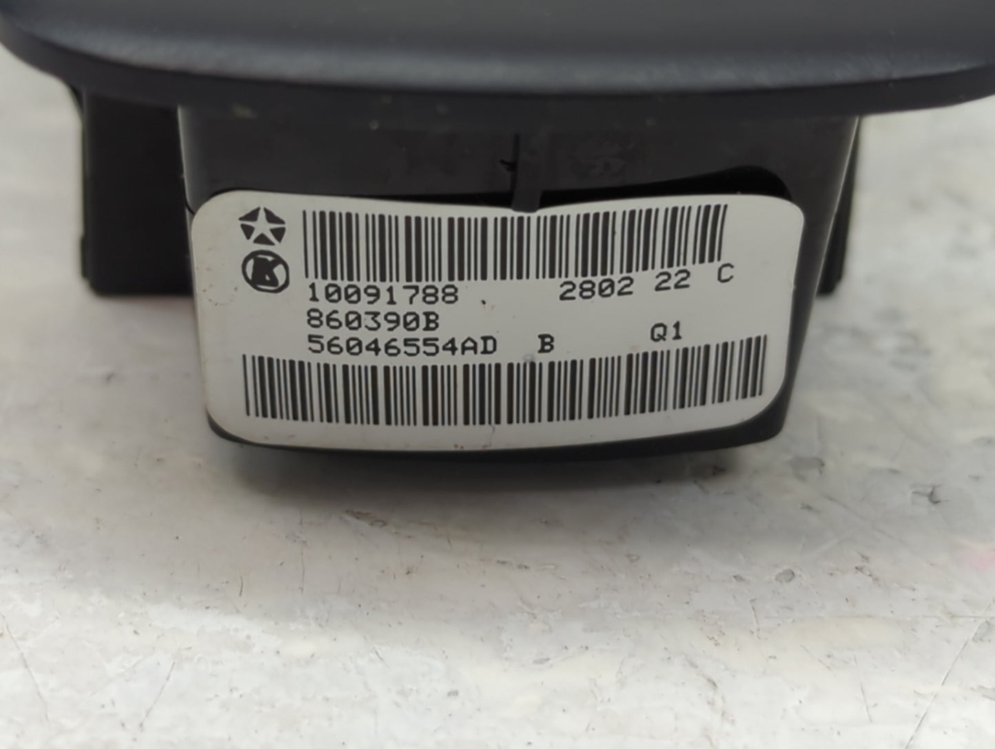 2013-2016 Dodge Dart Passenger Right Power Window Switch - Oemusedautoparts1.com
