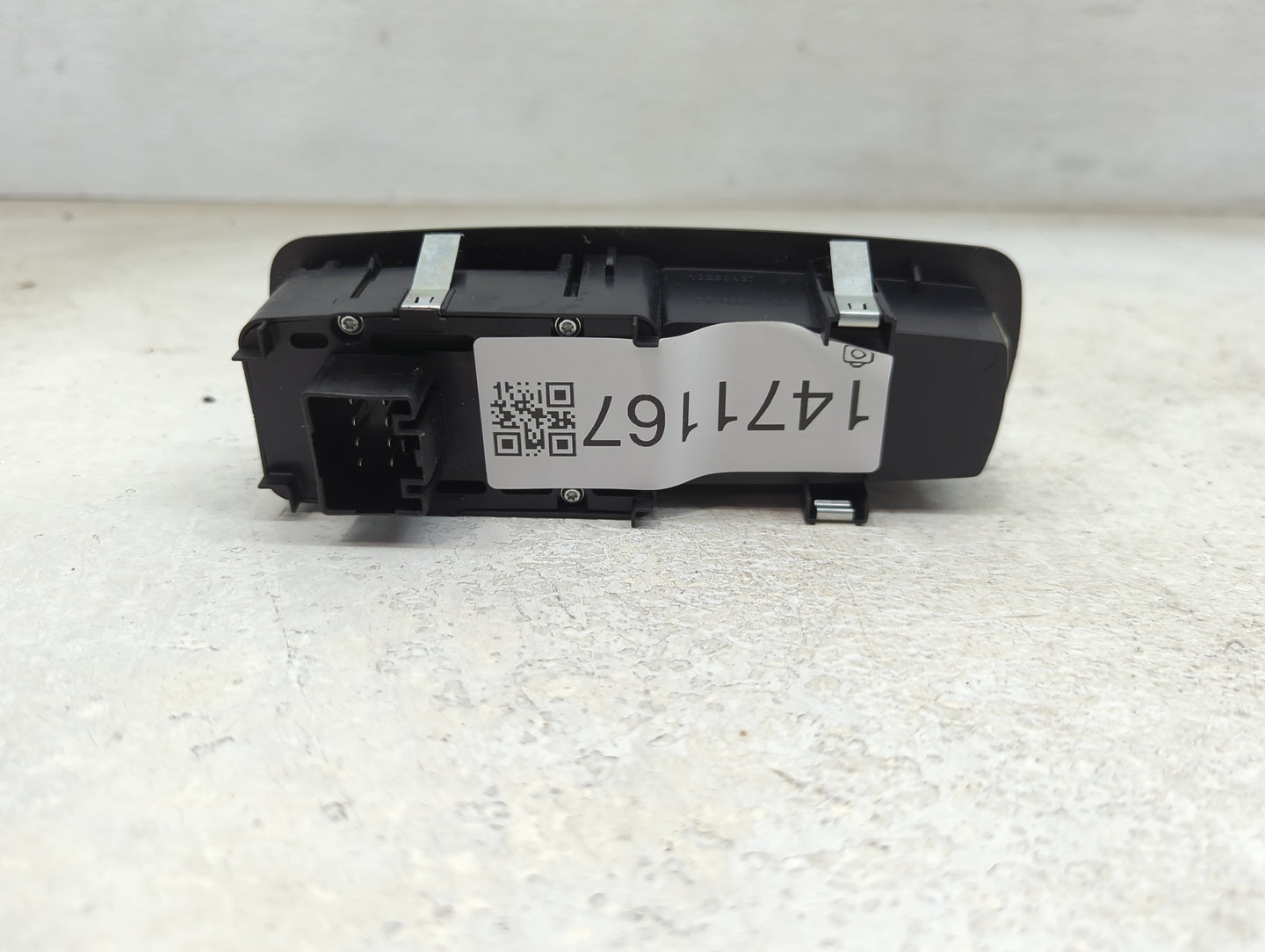 2013-2016 Dodge Dart Passenger Right Power Window Switch - Oemusedautoparts1.com