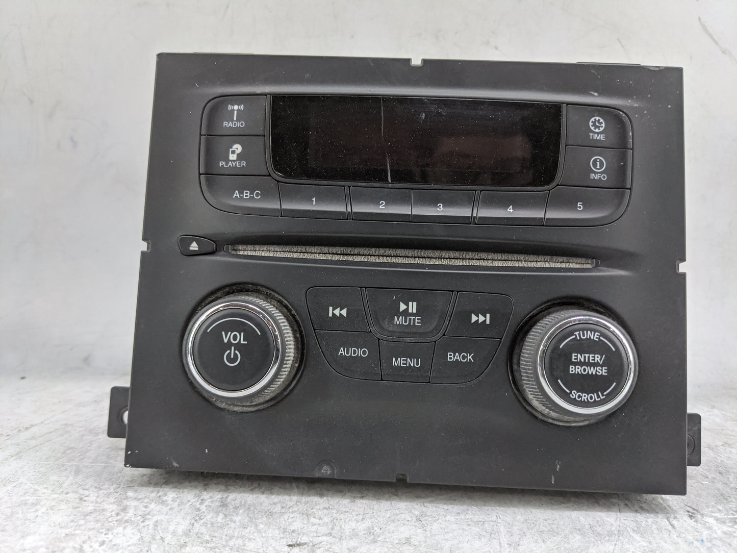 2013-2014 Dodge Dart Radio AM FM Cd Player Receiver Replacement P/N:04692356AJ 2098978-1 Fits Fits 2013 2014 OEM Used Auto P