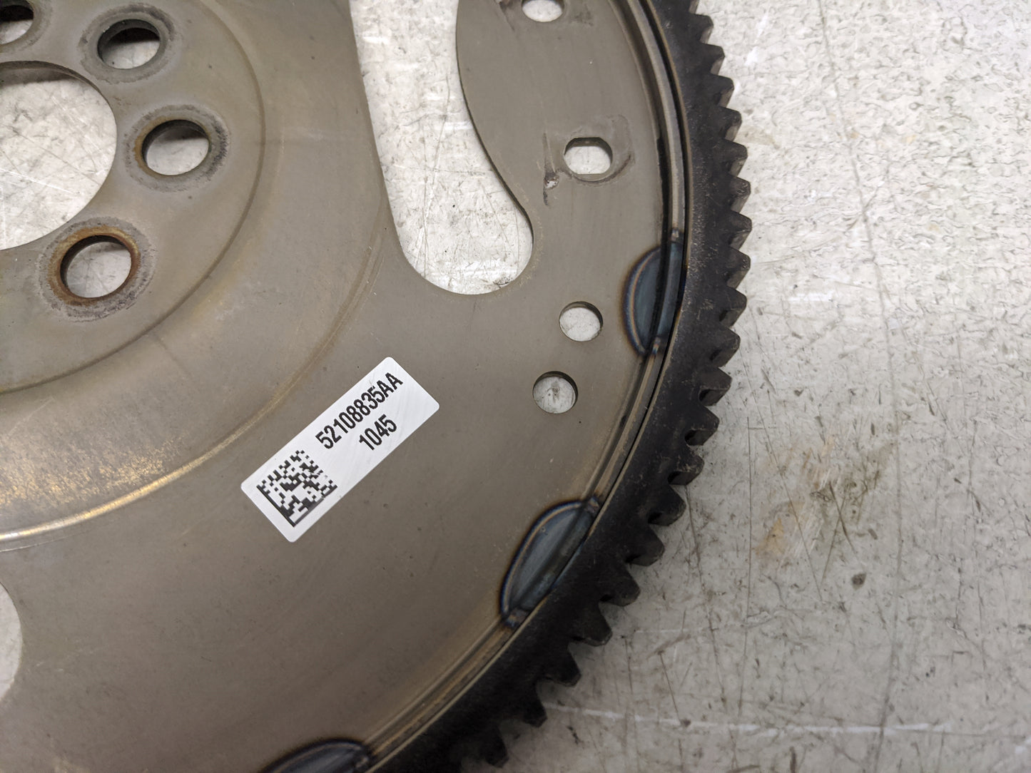 2013-2016 Dodge Dart Transmission Flywheel Flexplate P/N:52108835AA Fits Fits 2013 2014 2015 2016 OEM Used Auto Parts - Oemu