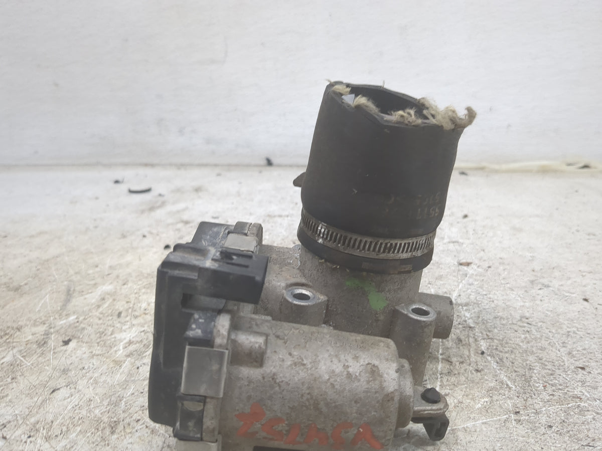 2013-2016 Dodge Dart Throttle Body Fits Fits 2013 2014 2015 2016 2017 OEM Used Auto Parts - Oemusedautoparts1.com