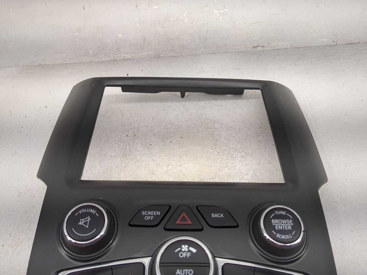 2013 Dodge Dart Climate Control Module Temperature AC/Heater Replacement P/N:5VD73JXPAC 16566101 Fits OEM Used Auto Parts - 