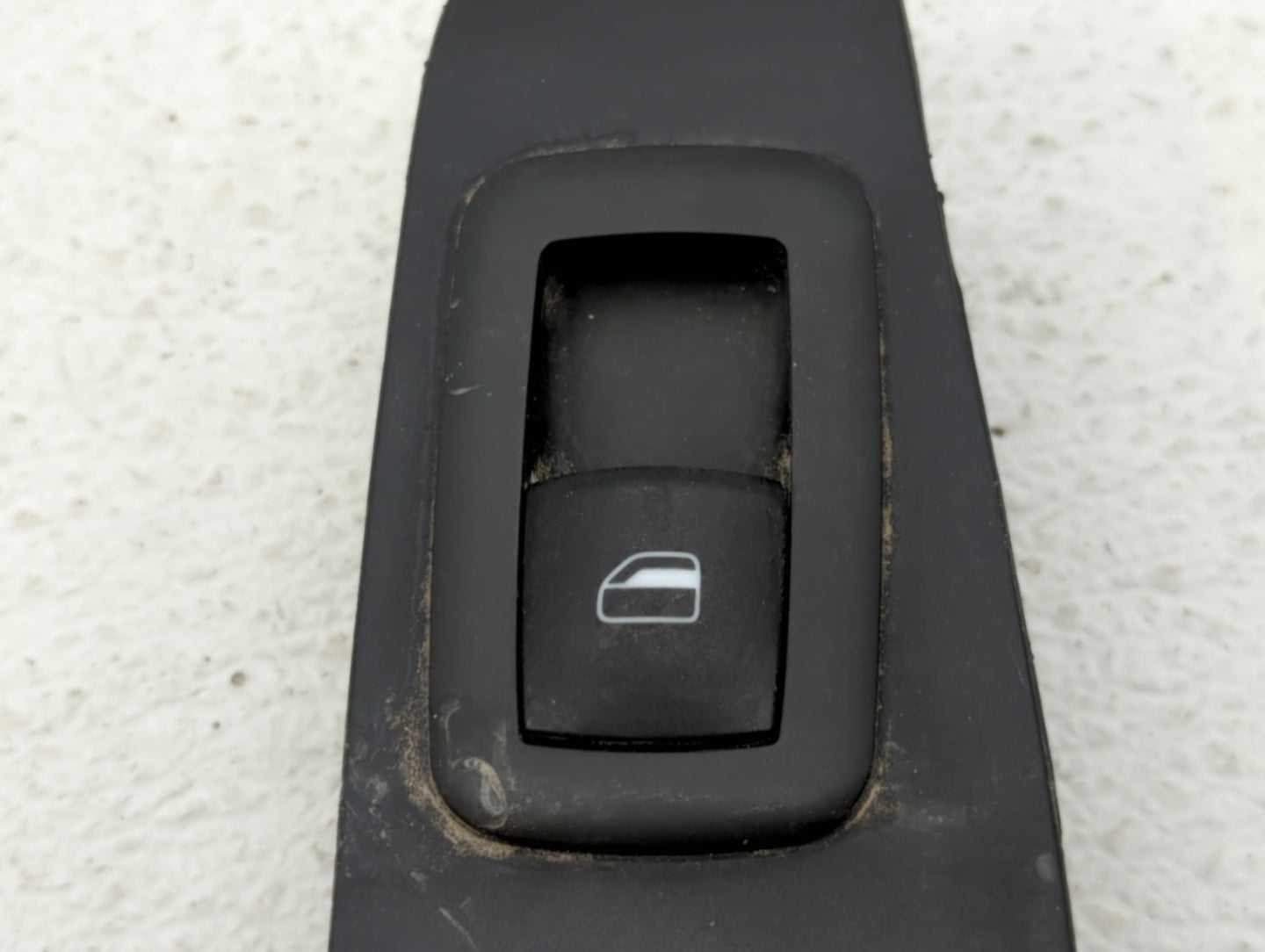 2013 Dodge Dart Passenger Right Rear Power Window Switch 56046555ac - Oemusedautoparts1.com