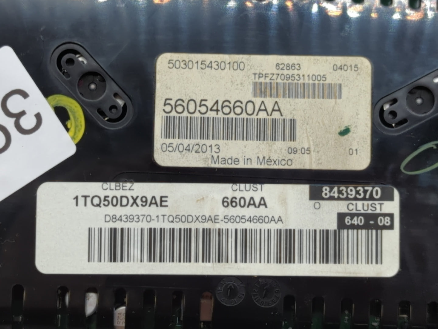 2013 Dodge Dart Instrument Cluster Speedometer Gauges P/N:05091892AE 56054660AA, 05091892AA Miles: Fits OEM Used Auto Parts 
