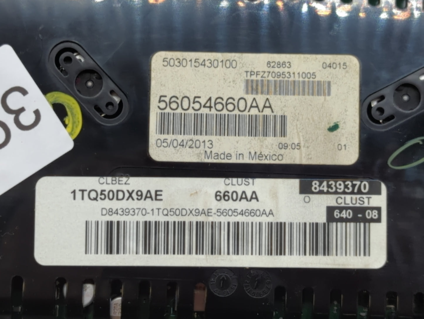 2013 Dodge Dart Instrument Cluster Speedometer Gauges P/N:05091892AE 56054660AA, 05091892AA Miles: Fits OEM Used Auto Parts 