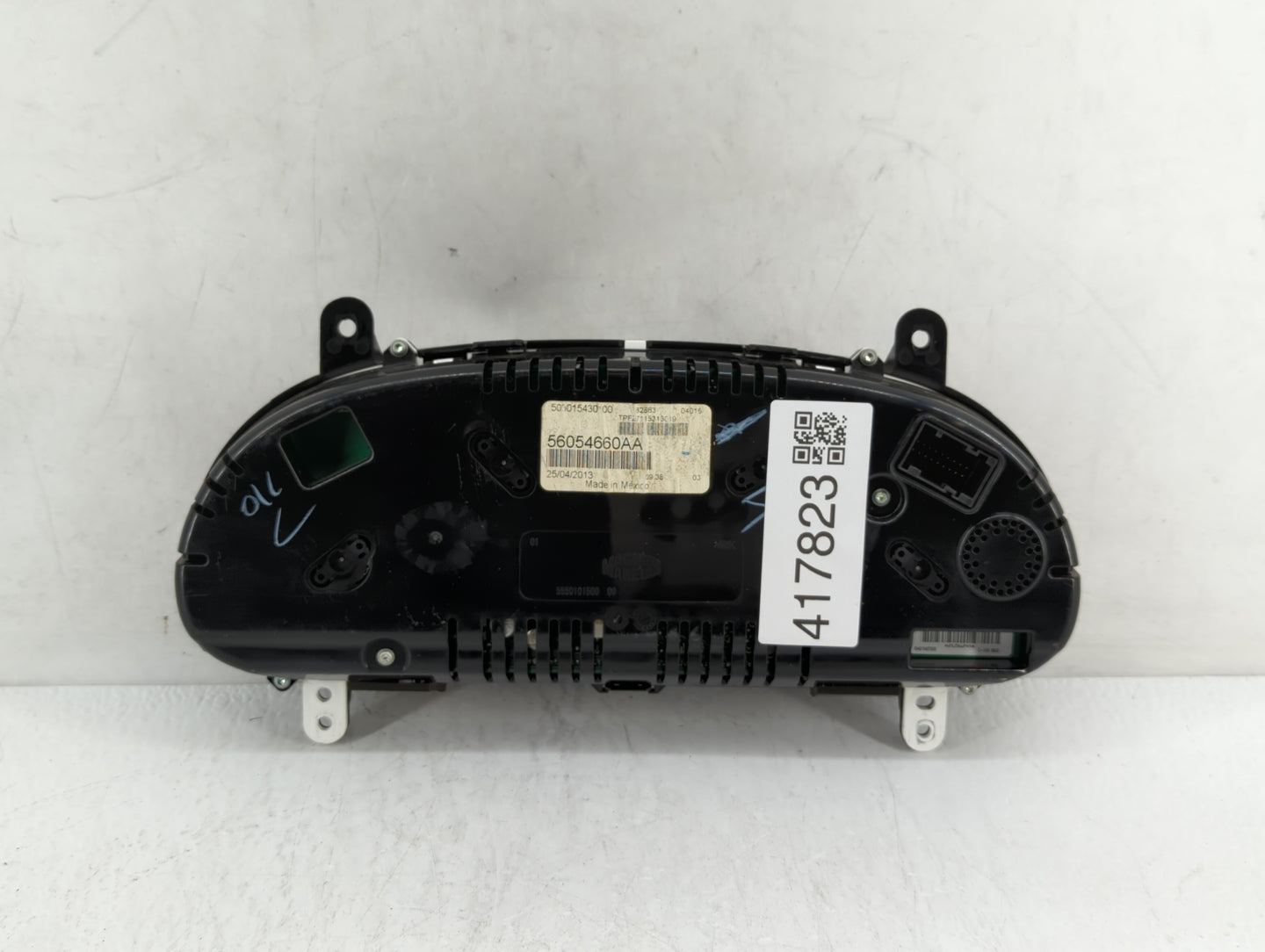 2013 Dodge Dart Instrument Cluster Speedometer Gauges P/N:05091892AE 56054660AA, 05091892AA Fits OEM Used Auto Parts - Oemus