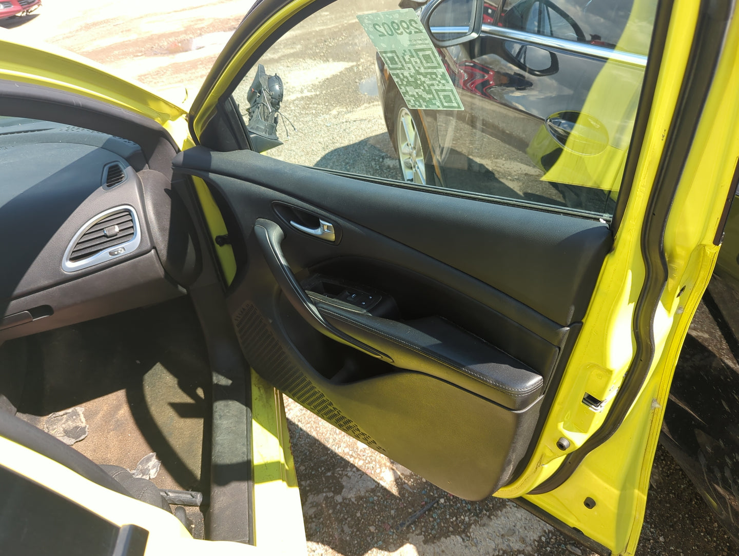 2013 Dodge Dart Front Right Passenger Interior Door Panel Trim 5007667 - Oemusedautoparts1.com