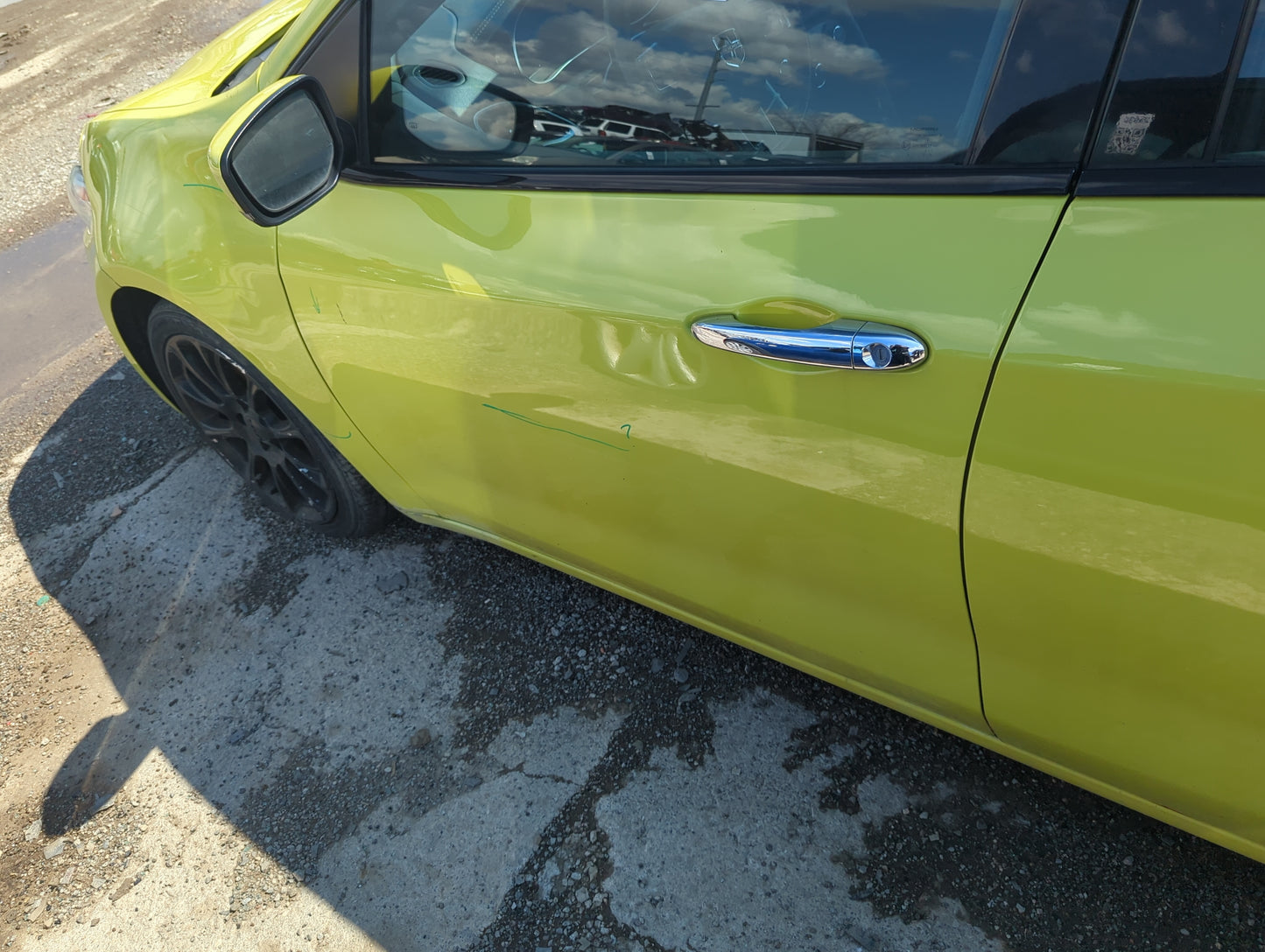 2013-2016 Dodge Dart Driver Front Door Oem 5007670 - Oemusedautoparts1.com
