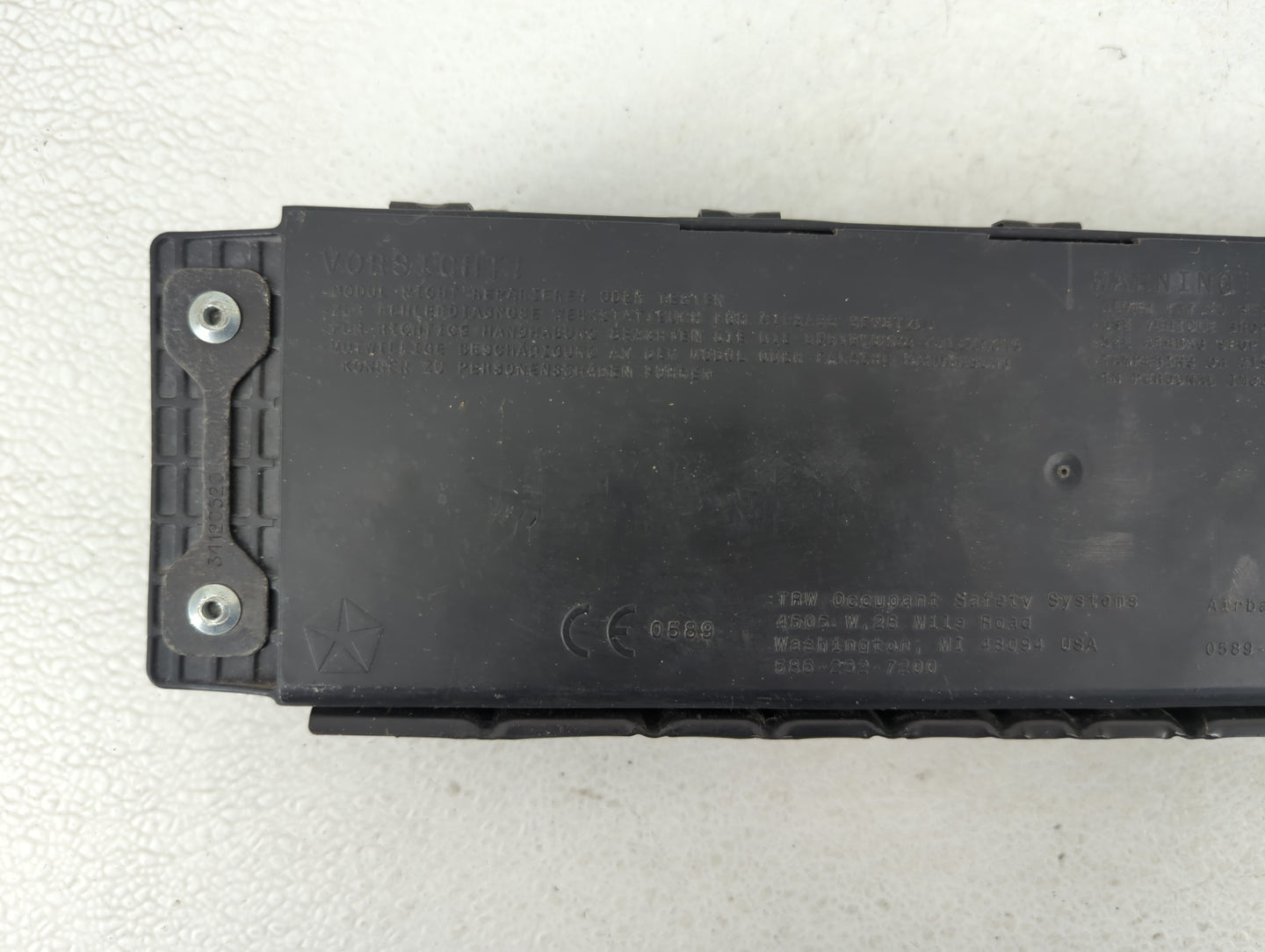 2013-2016 Dodge Dart Air Bag Passenger Right Knee OEM P/N:P68102233AD Fits Fits 2013 2014 2015 2016 OEM Used Auto Parts - Oe