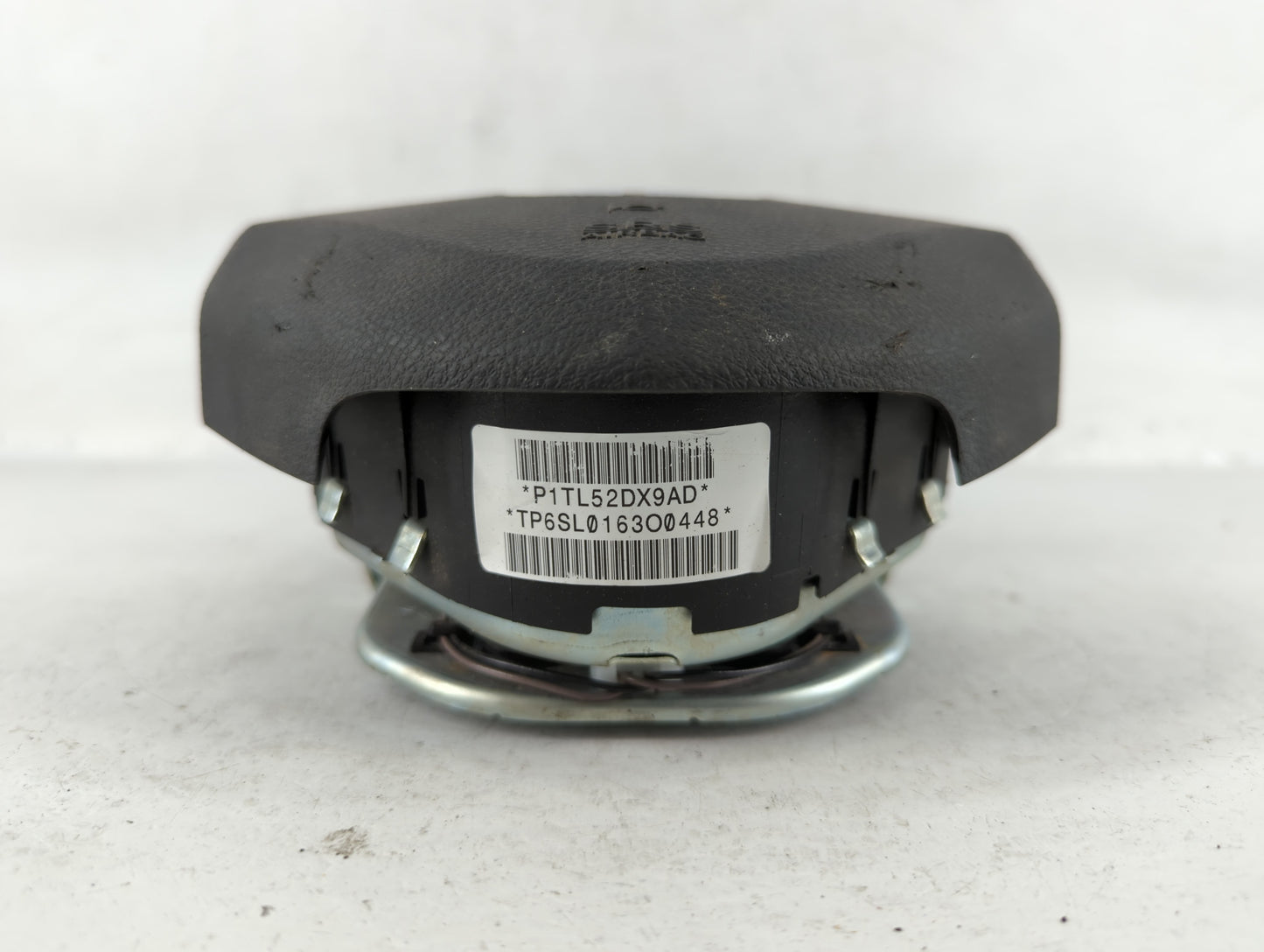 2013-2016 Dodge Dart Air Bag Driver Left Steering Wheel Mounted P/N:P1T52DX9AD Fits Fits 2013 2014 2015 2016 OEM Used Auto P