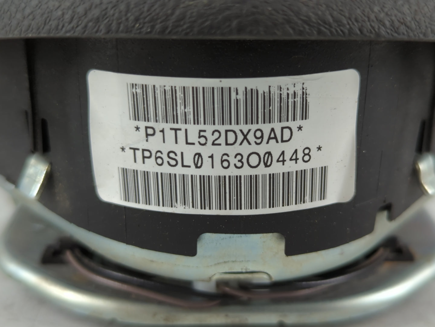 2013-2016 Dodge Dart Air Bag Driver Left Steering Wheel Mounted P/N:P1T52DX9AD Fits Fits 2013 2014 2015 2016 OEM Used Auto P