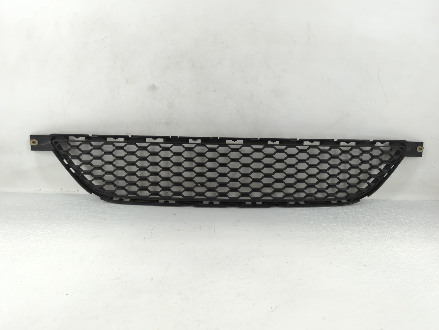 2013-2016 Dodge Dart Front Grille Bumper Not Included - Oemusedautoparts1.com