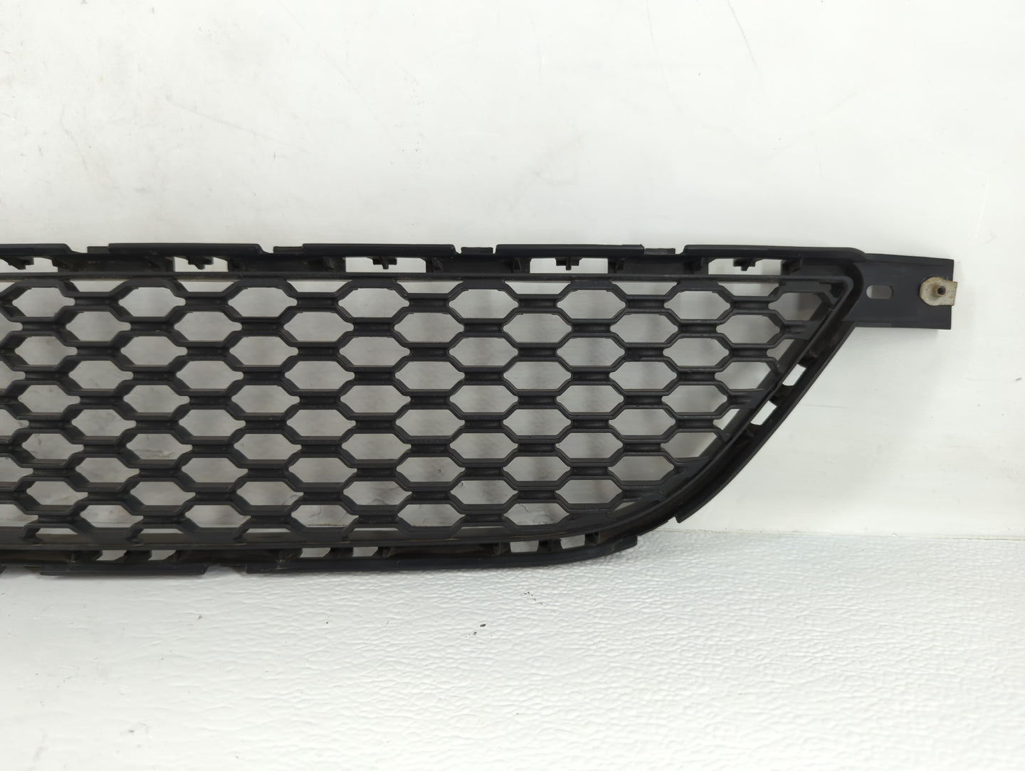 2013-2016 Dodge Dart Front Grille Bumper Not Included - Oemusedautoparts1.com