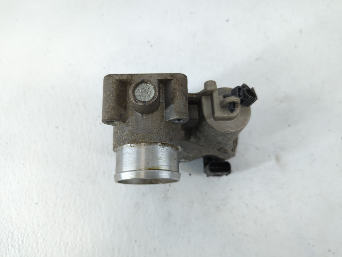 2013-2016 Dodge Dart Throttle Body P/N:04892945AA Fits Fits 2013 2014 2015 2016 2017 OEM Used Auto Parts - Oemusedautoparts1