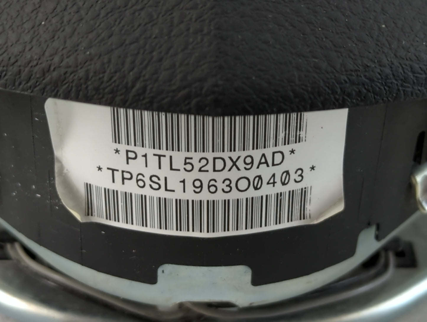 2013-2016 Dodge Dart Air Bag Driver Left Steering Wheel Mounted P/N:P1TL52DX9AD Fits Fits 2013 2014 2015 2016 OEM Used Auto 