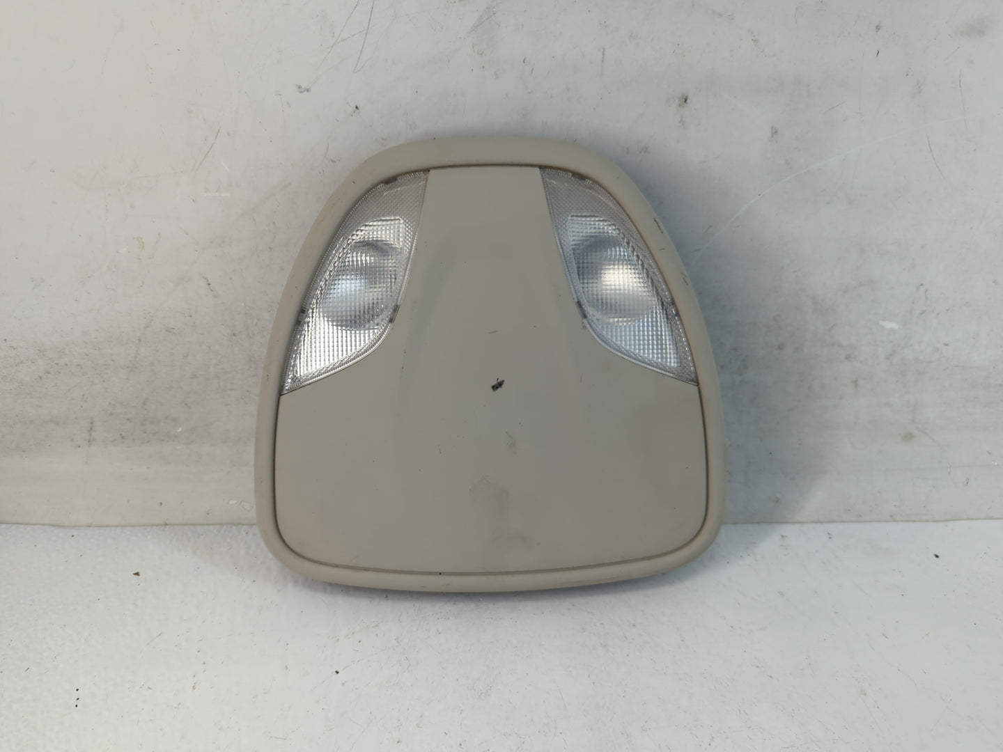 2013 Dodge Dart Overhead Roof Console Interior Dome Light - Oemusedautoparts1.com
