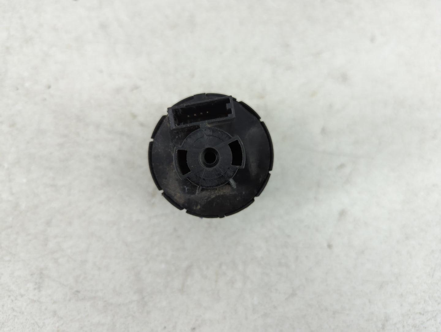 2013 Dodge Dart Headlight Head Light Switch Lamp Control 68141053ab - Oemusedautoparts1.com