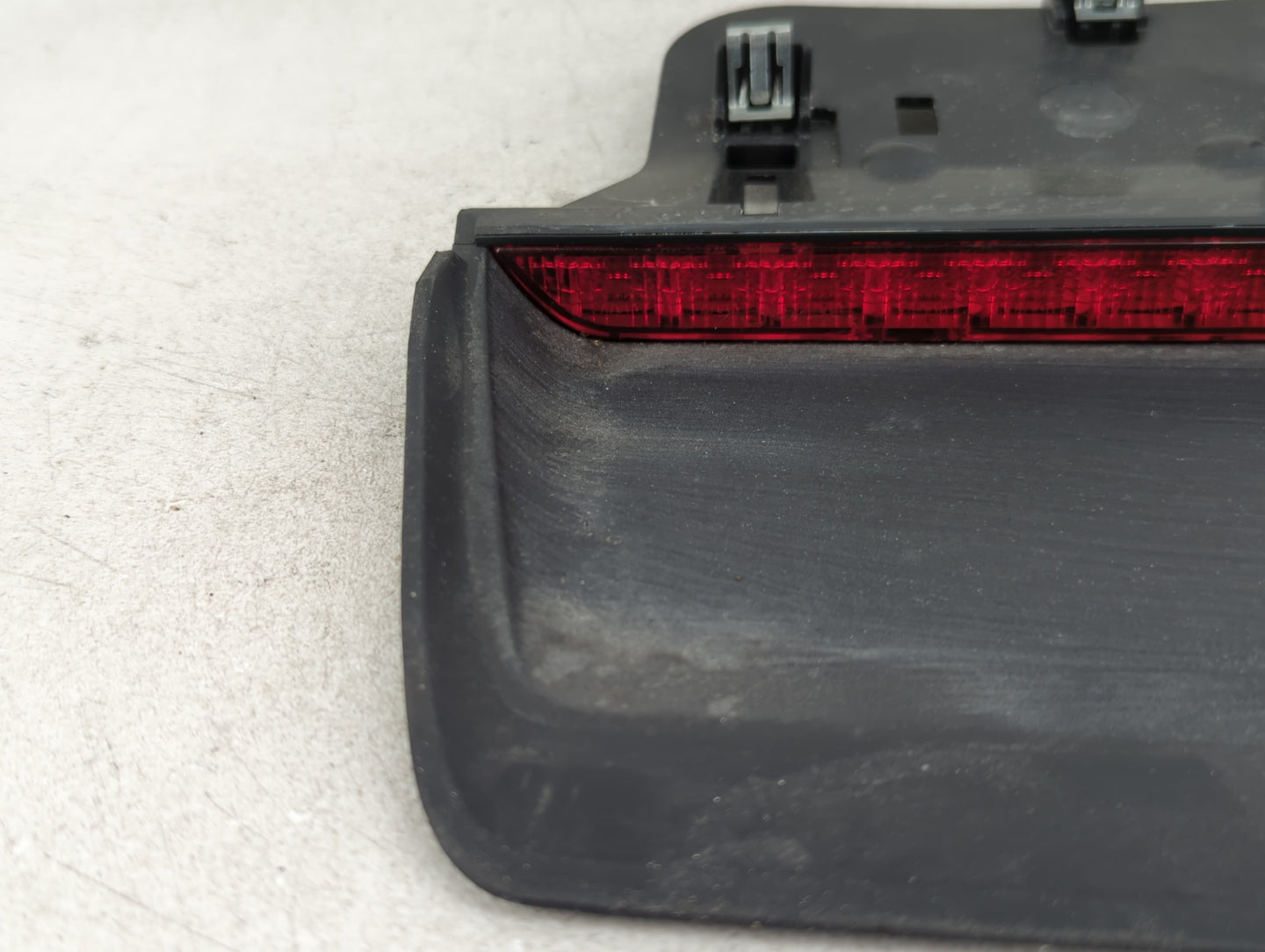 2013 Dodge Dart Third Brake Light Tail Light Fits OEM Used Auto Parts - Oemusedautoparts1.com