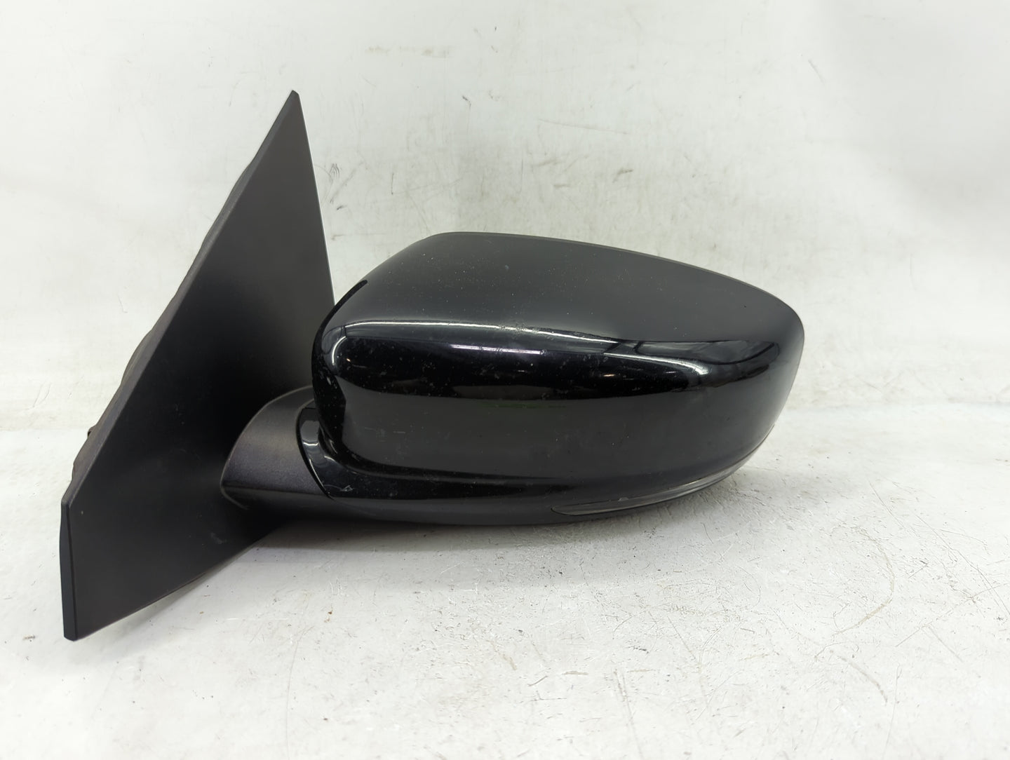 2013 Dodge Dart Driver Side View Mirror - Left Door Mirror OEM Used - Oemusedautoparts1.com