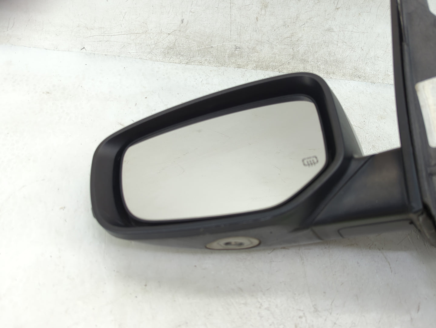 2013 Dodge Dart Driver Side View Mirror - Left Door Mirror OEM Used - Oemusedautoparts1.com