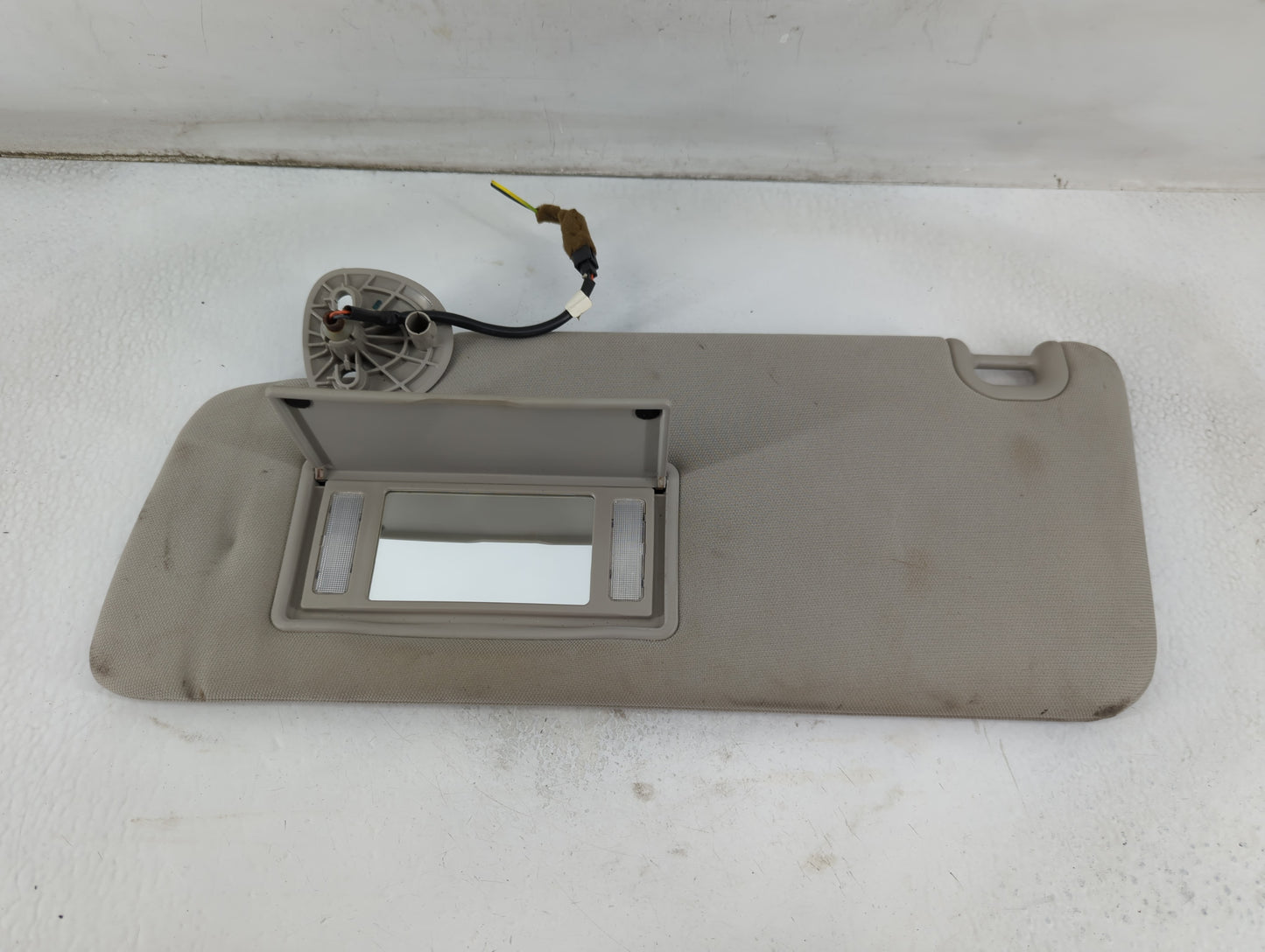2013 Dodge Dodge 1500 Pickup Sun Visor Shade Replacement Driver Left Mirror Fits Fits 2014 2015 2016 2017 2018 OEM Used Auto
