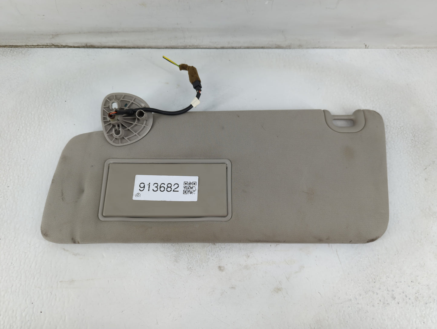 2013 Dodge Dodge 1500 Pickup Sun Visor Shade Replacement Driver Left Mirror Fits Fits 2014 2015 2016 2017 2018 OEM Used Auto