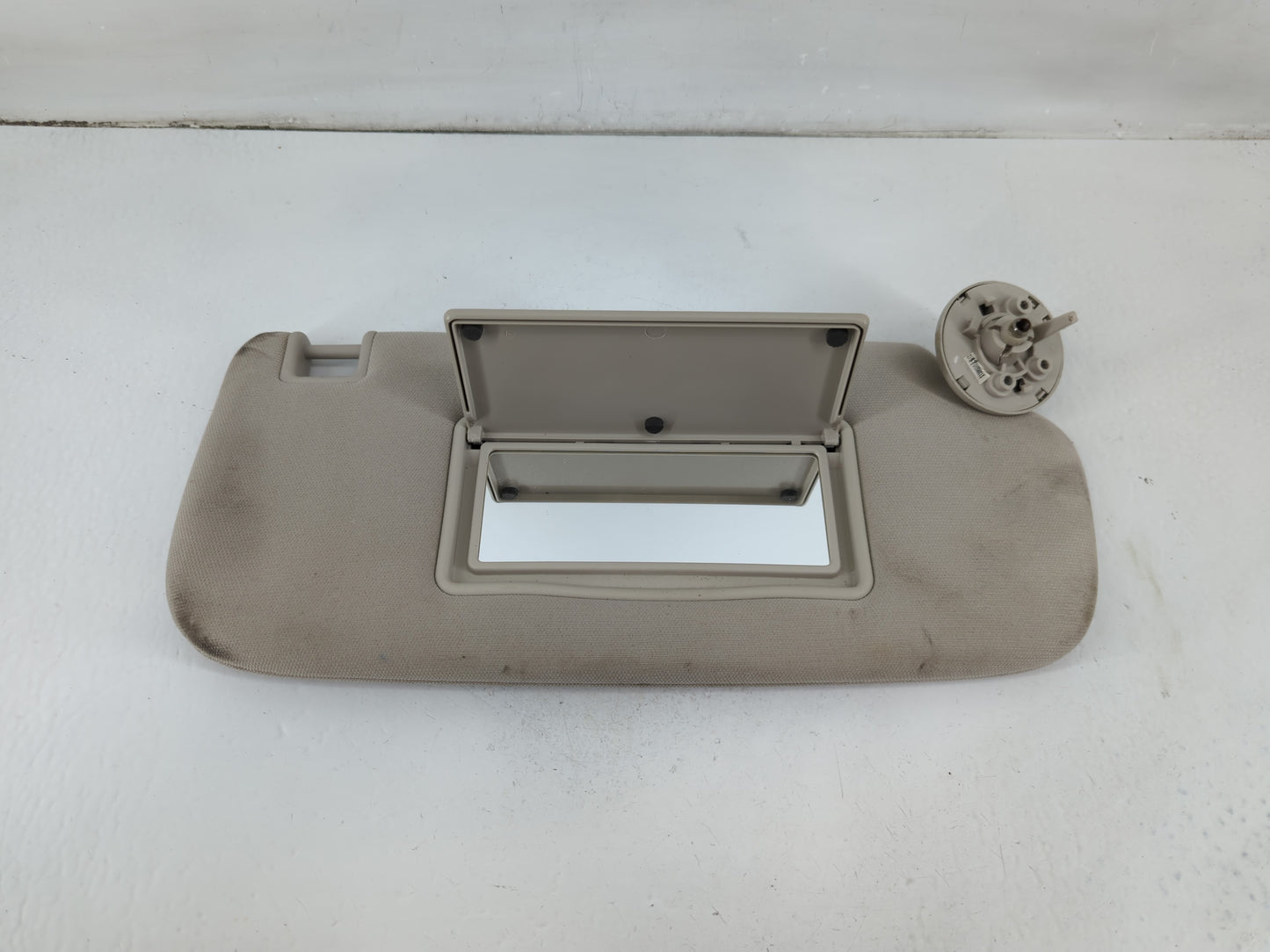 2011-2022 Dodge Durango Sun Visor Shade Replacement Passenger Right Mirror Fits OEM Used Auto Parts - Oemusedautoparts1.com