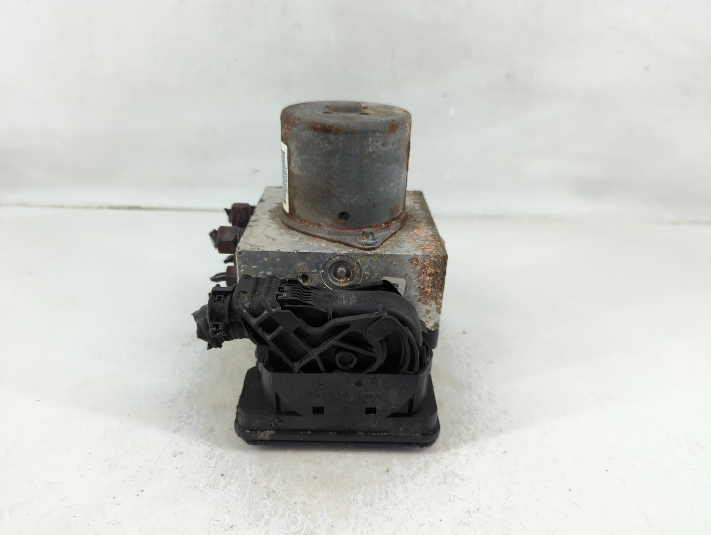 2013 Dodge Durango ABS Pump Control Module Replacement P/N:68164629AB Fits Fits 2014 OEM Used Auto Parts - Oemusedautoparts1