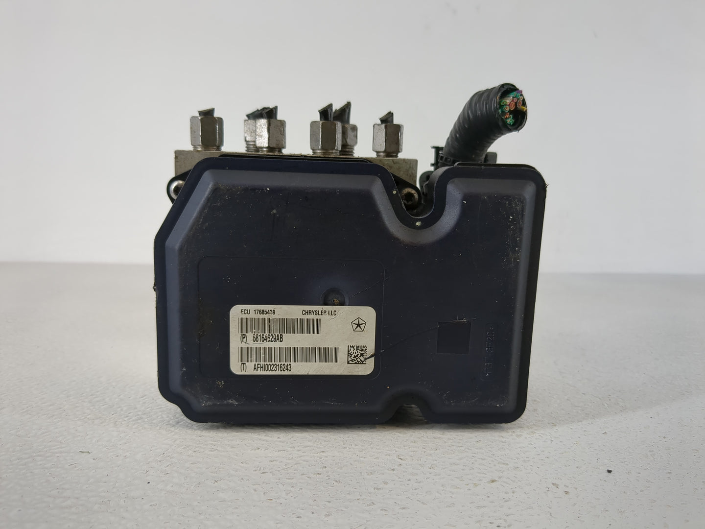 2013 Dodge Durango ABS Pump Control Module Replacement P/N:68164629AB Fits Fits 2014 OEM Used Auto Parts - Oemusedautoparts1