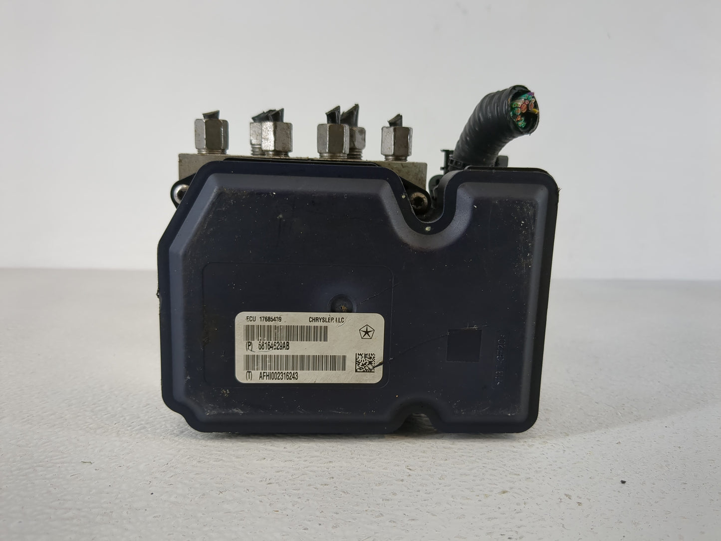 2013 Dodge Durango ABS Pump Control Module Replacement P/N:68164629AB Fits Fits 2014 OEM Used Auto Parts - Oemusedautoparts1