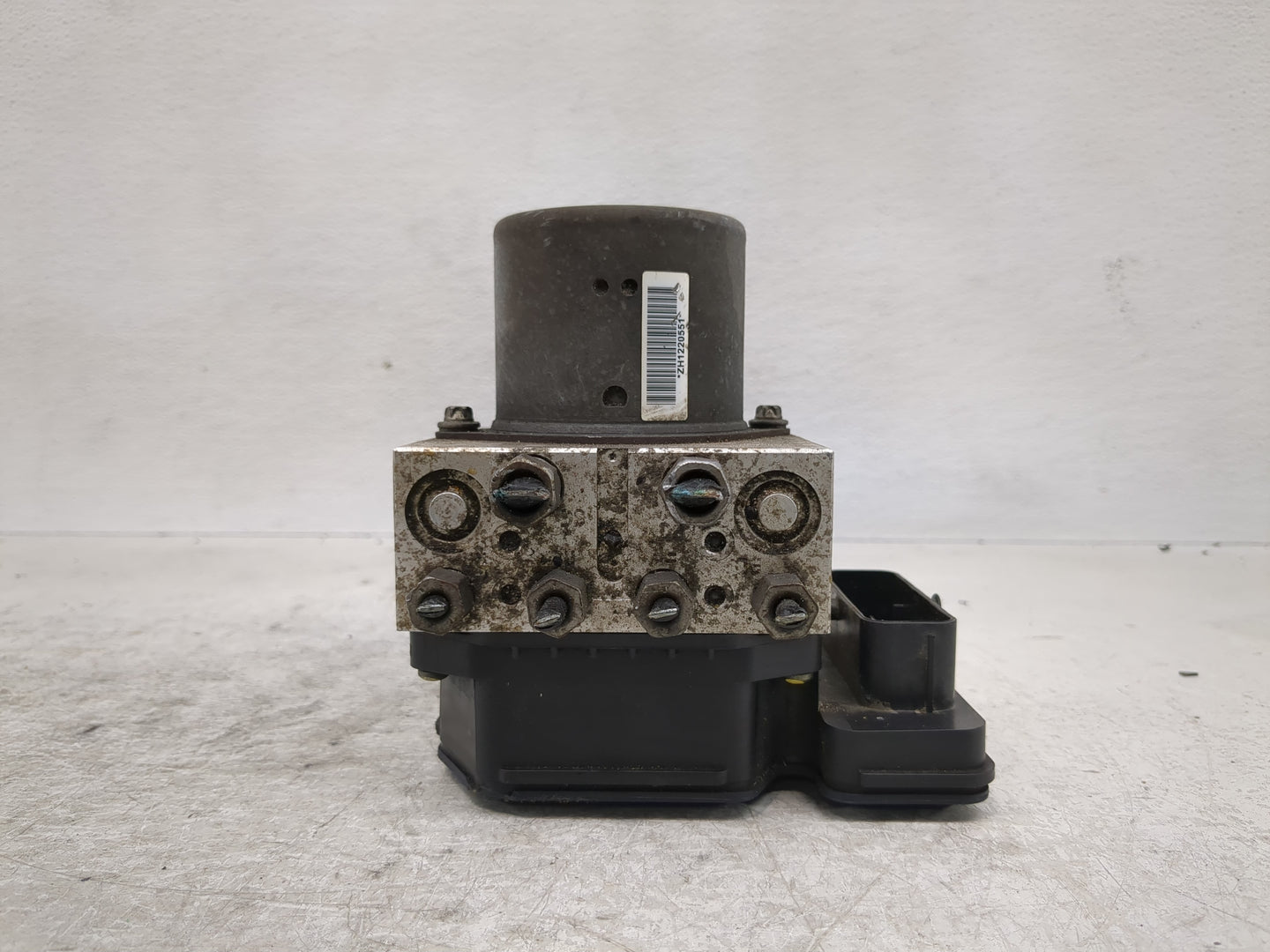 2013 Dodge Durango ABS Pump Control Module Replacement P/N:68164629AA Fits Fits 2014 OEM Used Auto Parts - Oemusedautoparts1